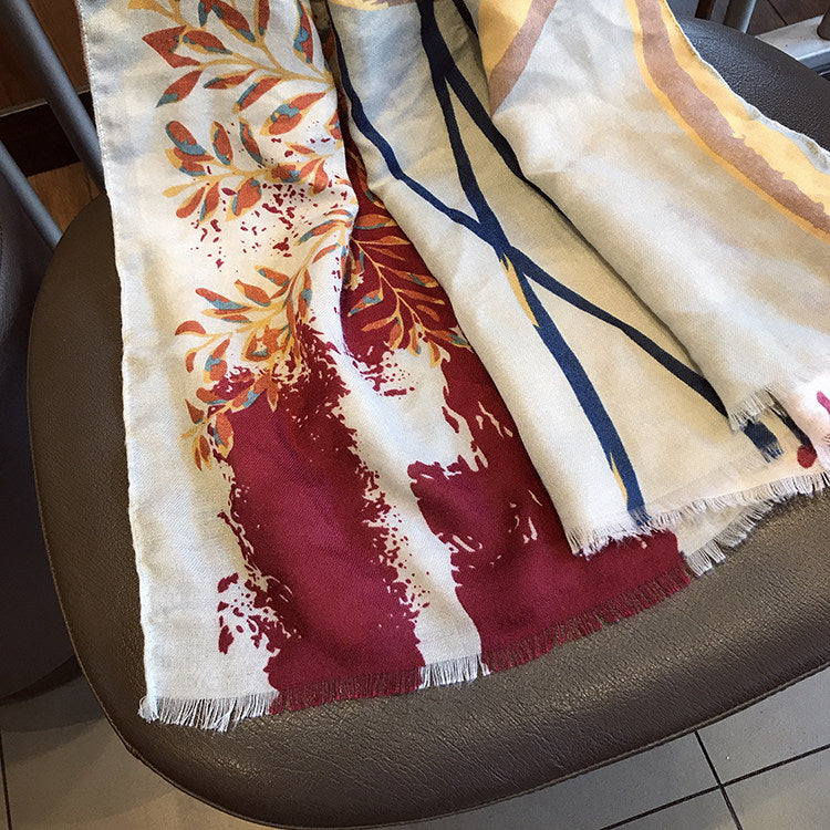 Close-up of Tropic beach towel cotton-linen texture and floral pattern